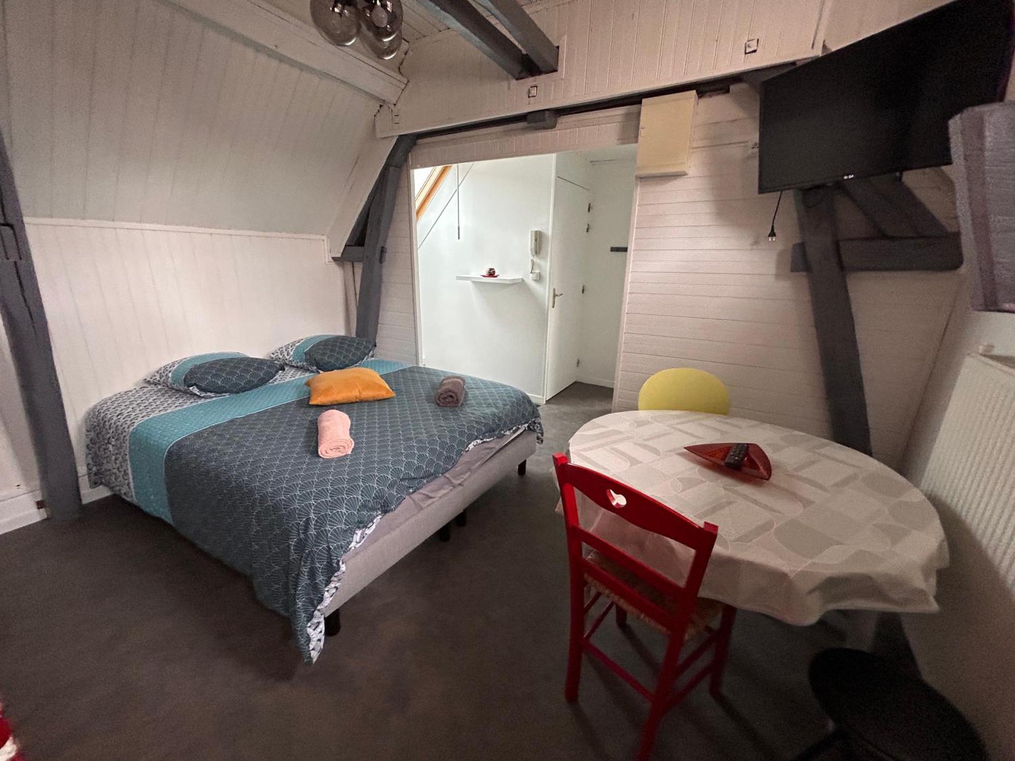 Home Preize 2 Troyes Eksteriør billede