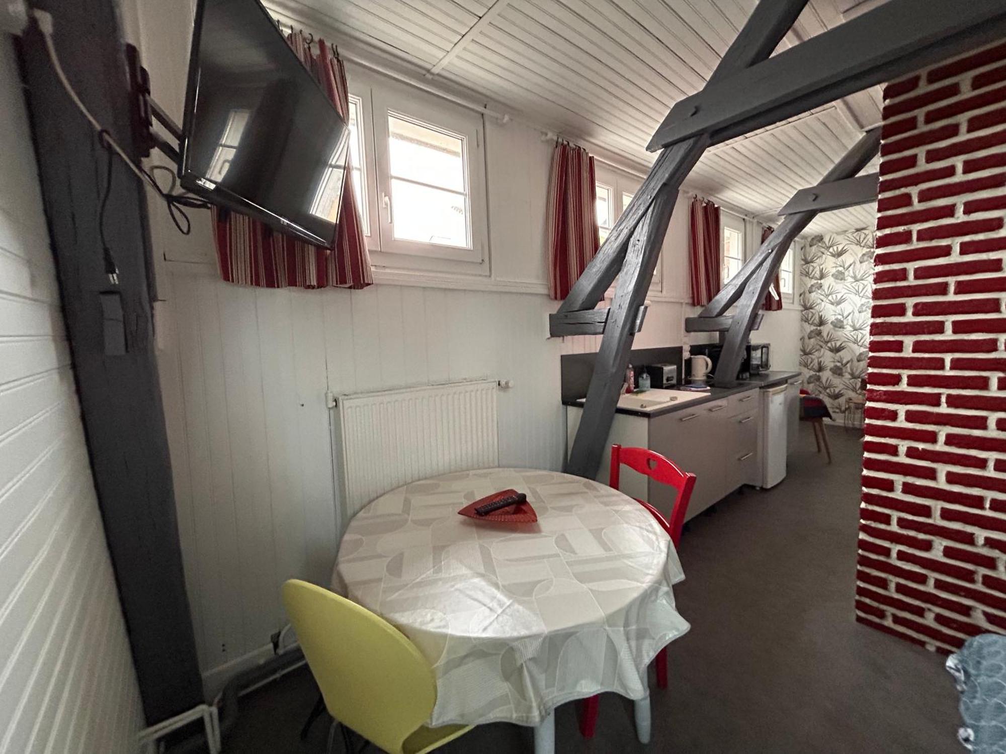Home Preize 2 Troyes Eksteriør billede